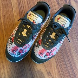 SOLD!!!!Amazing rare Puma x Liberty of London luxury store collaborationSOLD!!!!